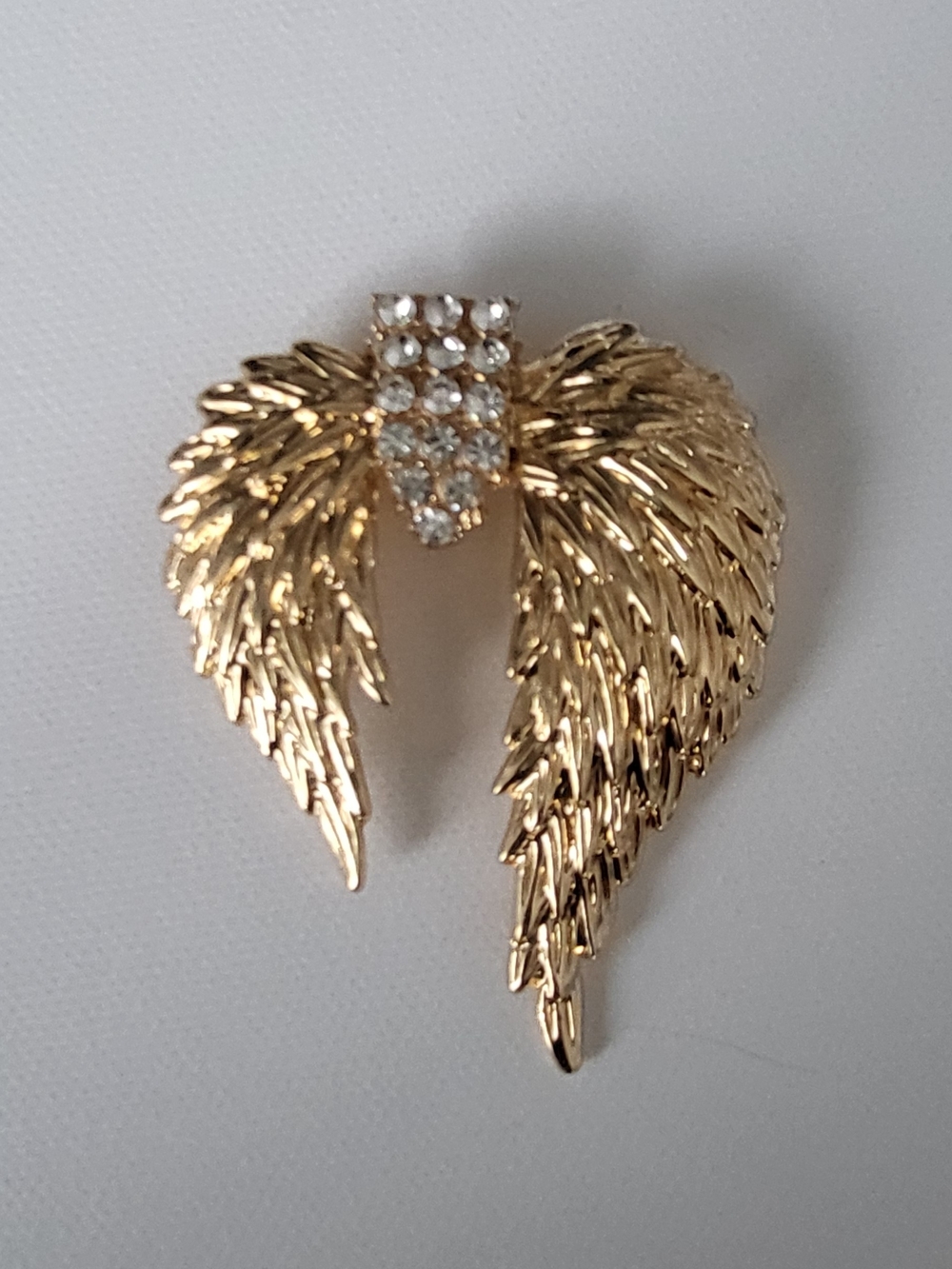 Beautiful Rhinestones Winged Brooch